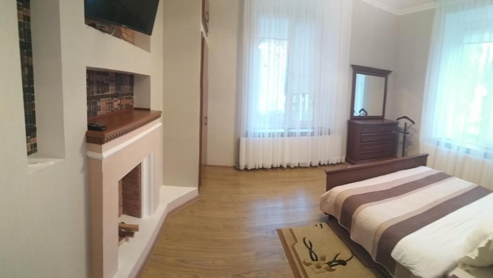 Отель Белый Камень Shevchenkiva Esterno foto